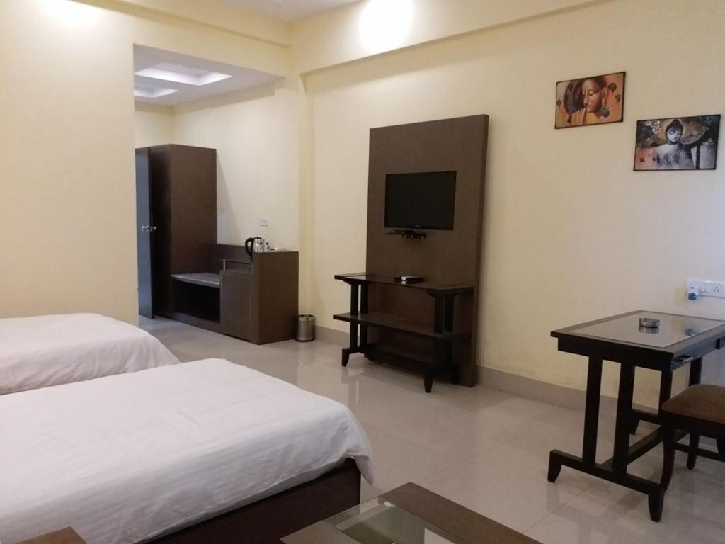 Hotel Sravasti Residency Katra  Luaran gambar
